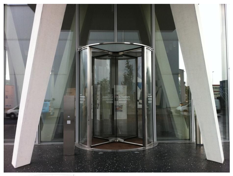 “水晶旋轉(zhuǎn)門(mén)”讓建筑、裝飾設(shè)計(jì)師更加自如！(圖2)